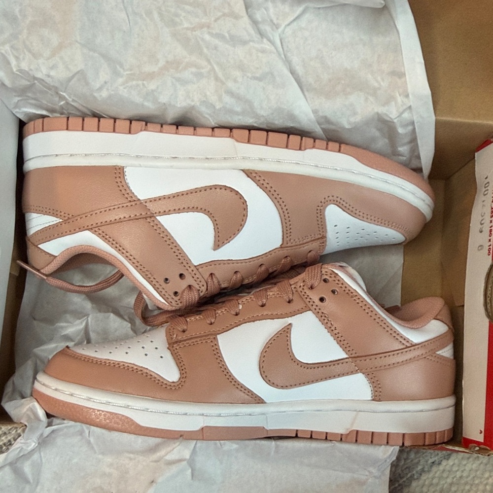Nike Dunk Low Rose Whisper NEW